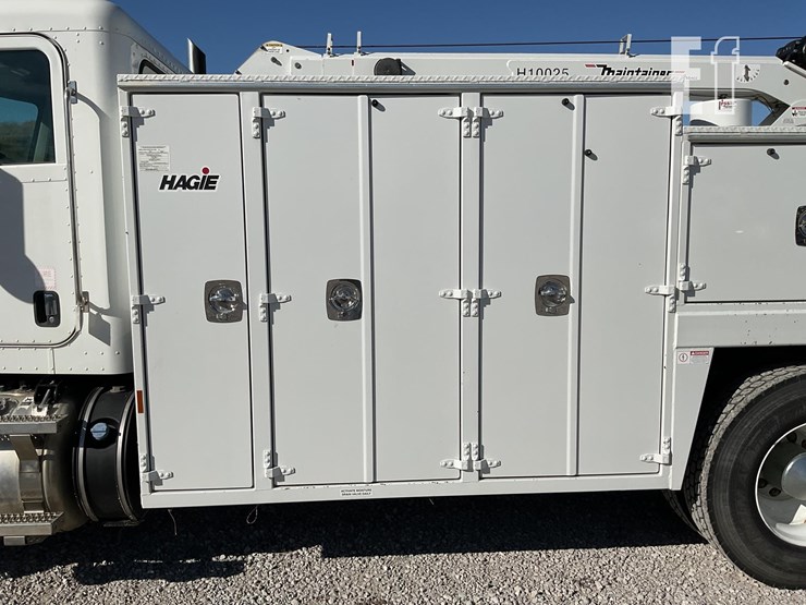 peterbilt-337-image-45