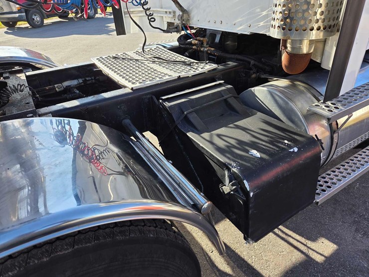 kenworth-t800-image-26