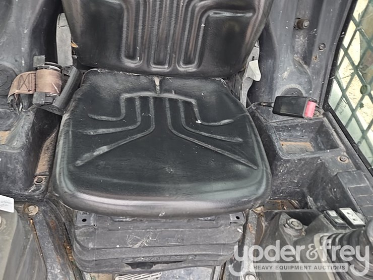 takeuchi-tl8r2-image-78