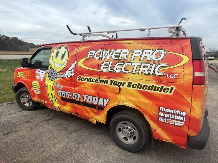 #1404-•-2006-chevy-cargo-van-(wi-title-in-delay)-image-8