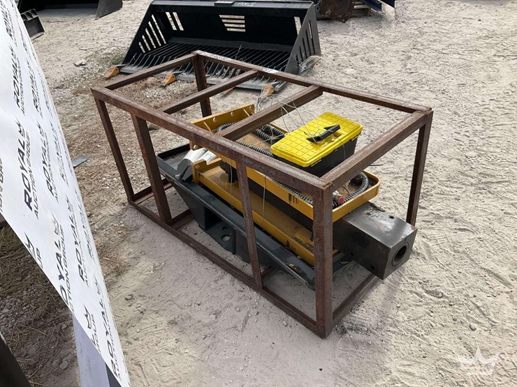 hammer-/-concrete-breaker-for-mini-skid-steer-attachment-image-4