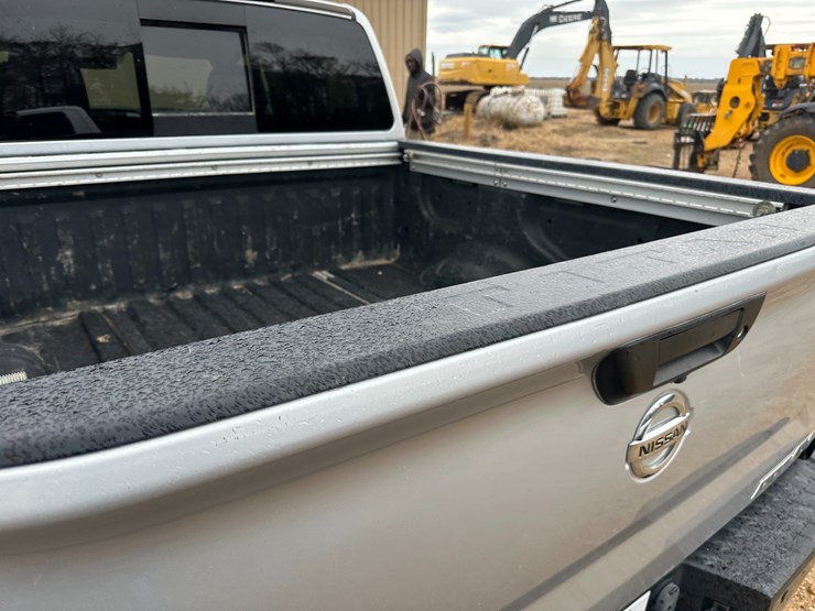 2019-nissan-titan-image-7