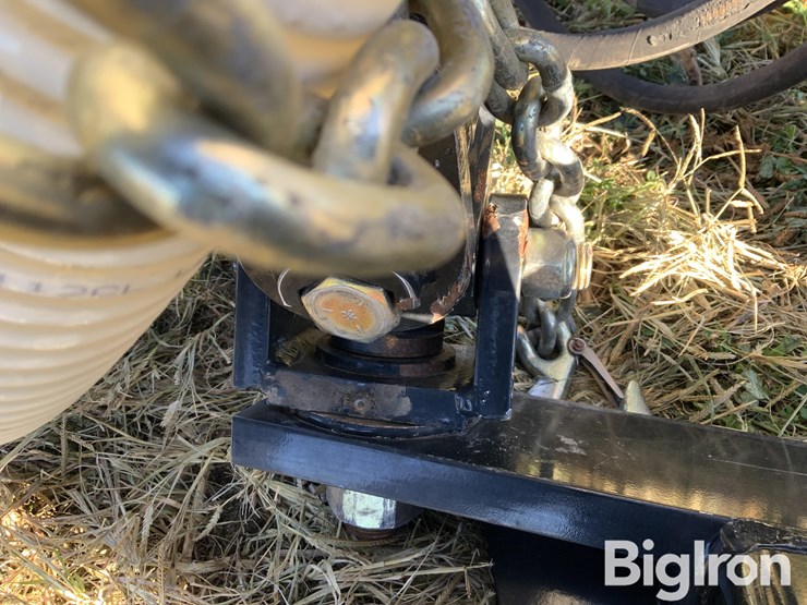 2022-montag-gen1-12r9t-9-ton-dry-fertilizer-cart-image-15