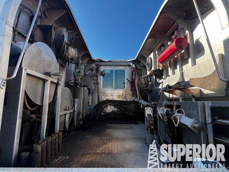 kenworth-t300-image-6