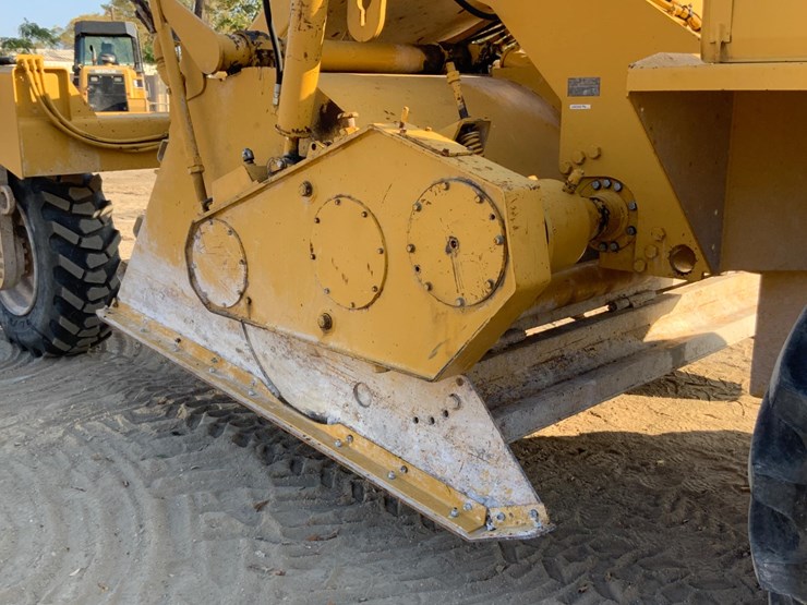 2004-caterpillar-rm-250c-image-10