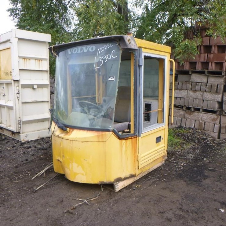 VOLVO L330C