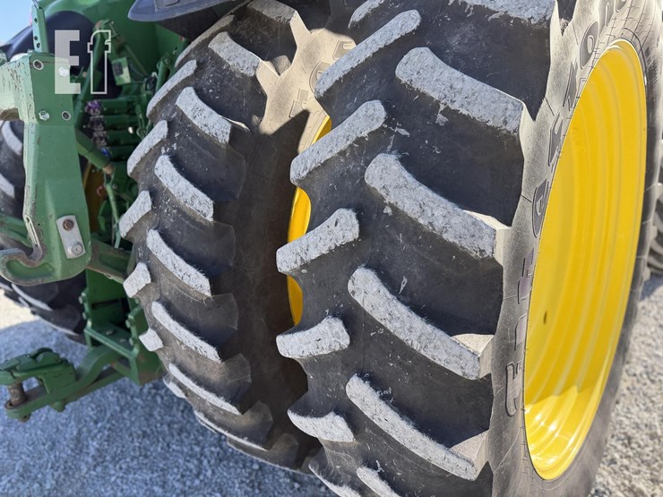 john-deere-8245r-image-9