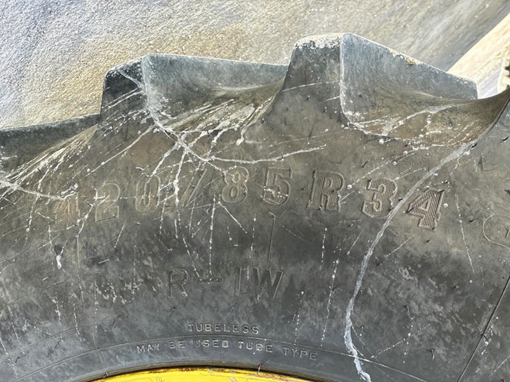 john-deere-8r-370-image-43