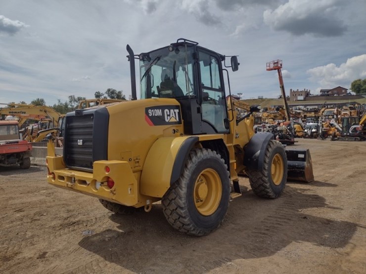 caterpillar-910m-image-34