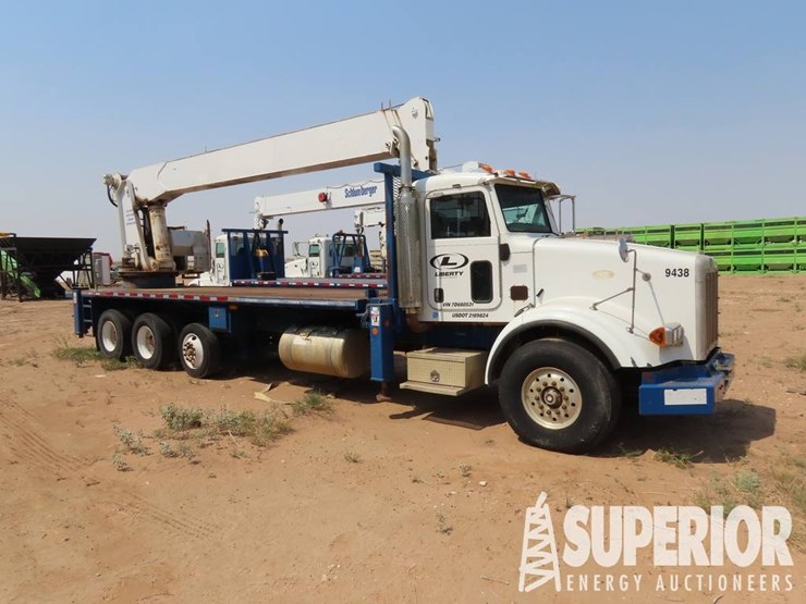 peterbilt-357-image-2