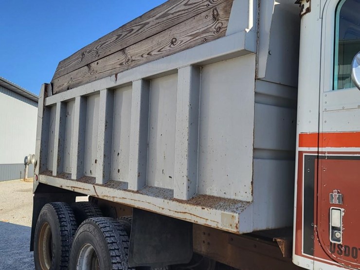 1979-international-transtar-4300-image-46