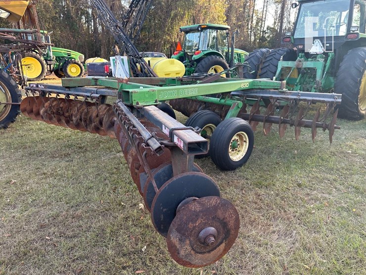 john-deere-630-image-2