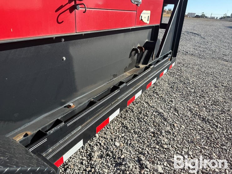 2013-taylor-tg350r-generator-on-tri/a-trailer-image-16