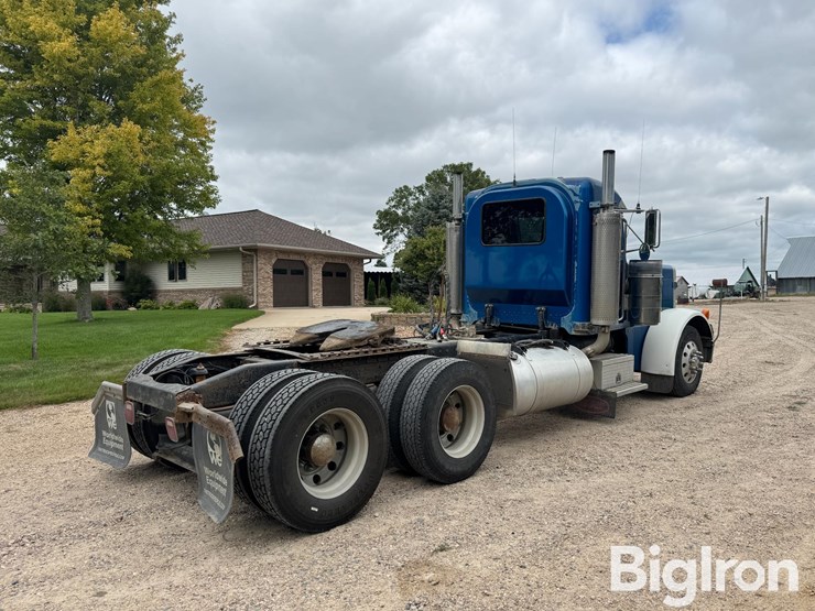 2000-peterbilt-379-image-5