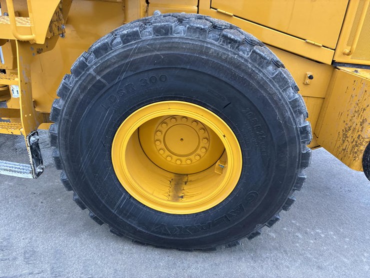 john-deere-624-image-69