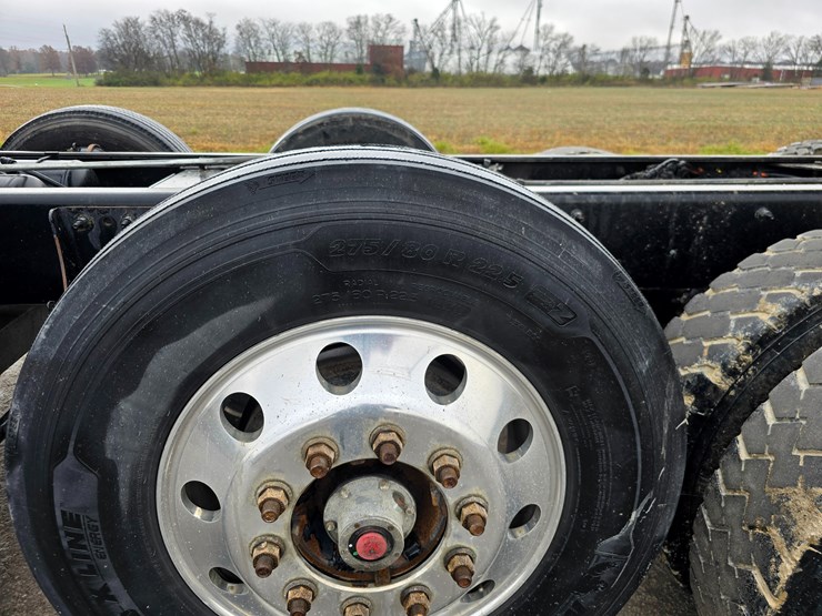 peterbilt-367-image-116