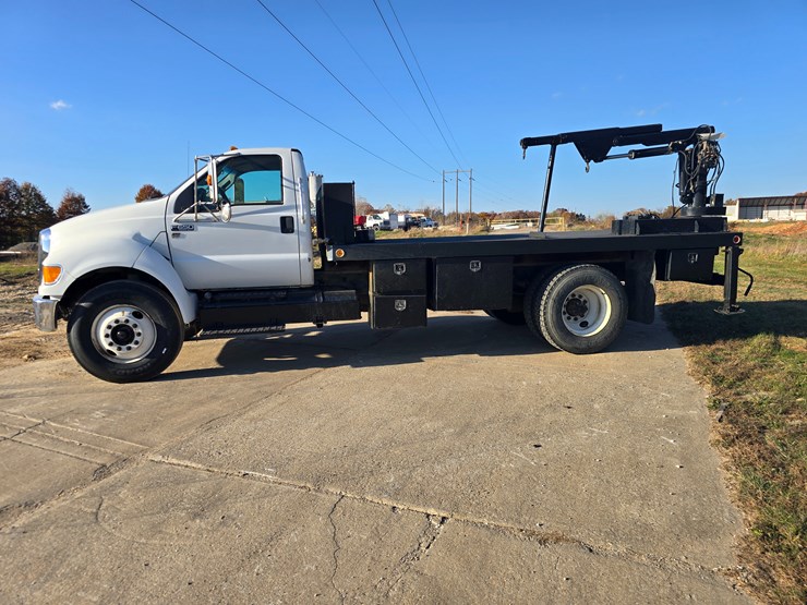 ford-f650-image-6