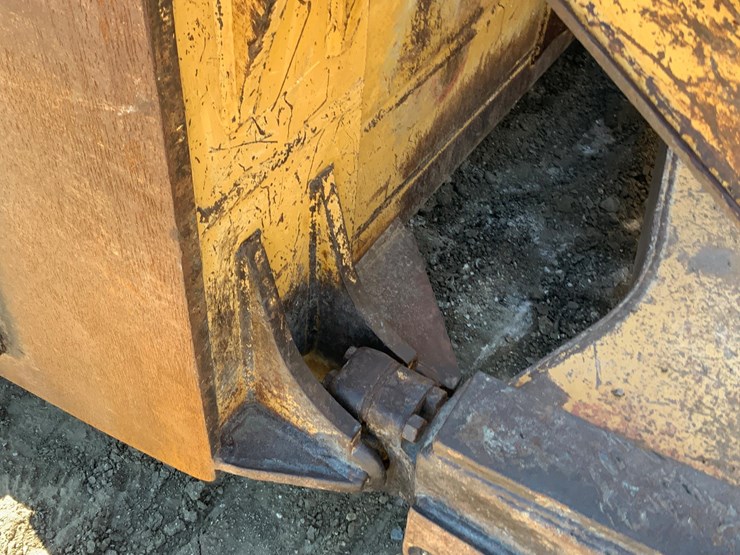 2000-caterpillar-d6r-xl-image-16