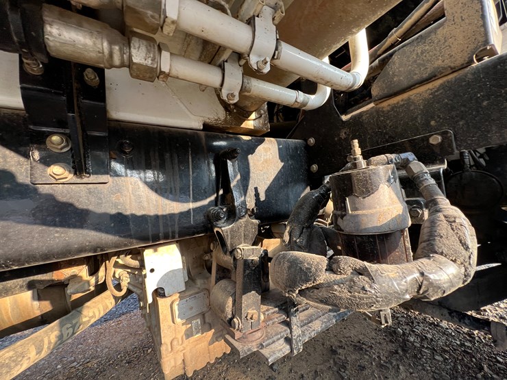 peterbilt-520-image-28