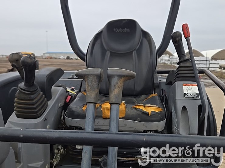 2017-kubota-u35-4-image-87