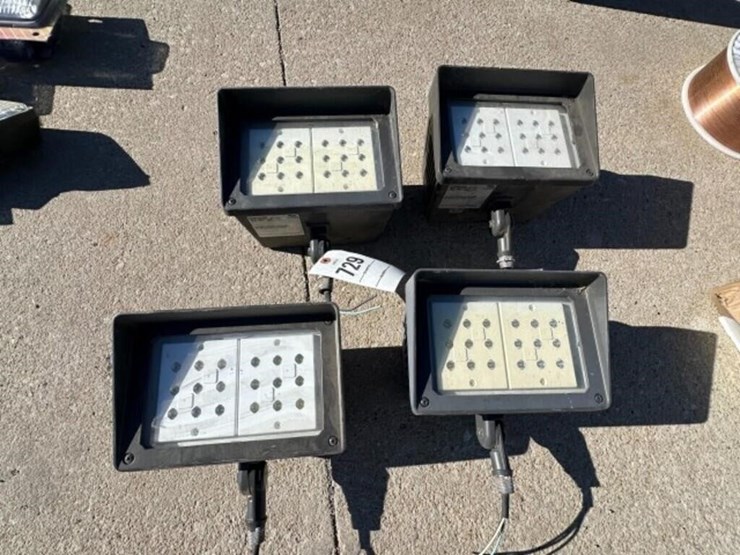 4--atlas-led-lights-image-1