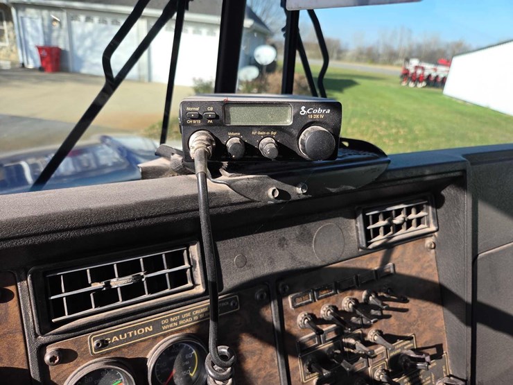 kenworth-t800-image-56