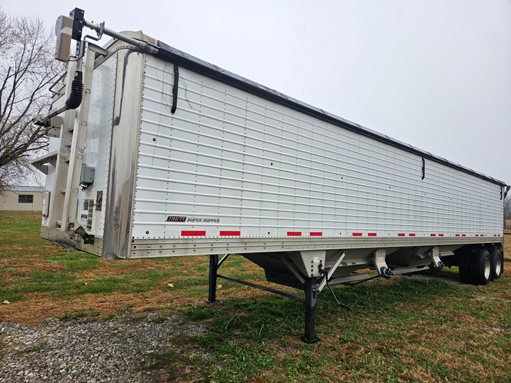 2017-timpte-hopper-bottom-image-3