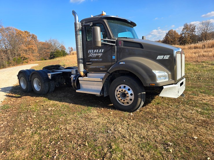 kenworth-t880-image-45