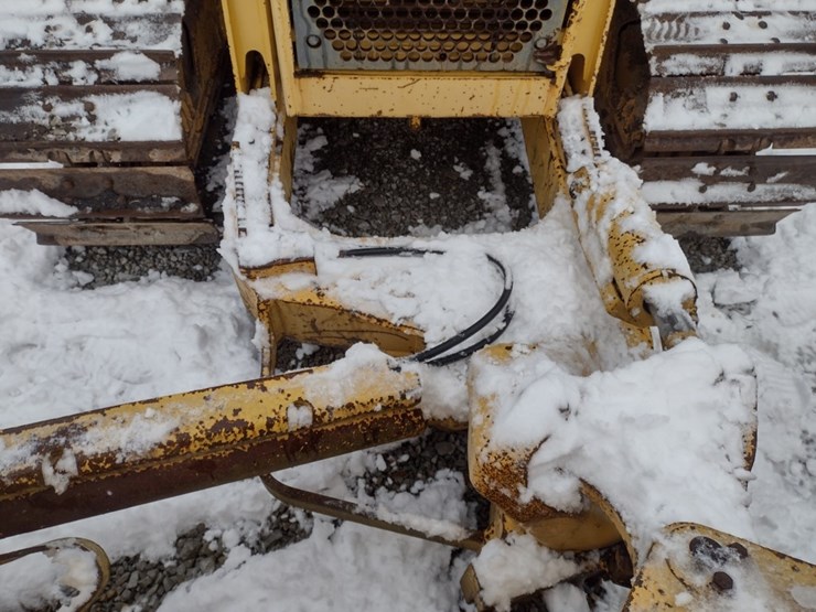 komatsu-d41e-6-image-18