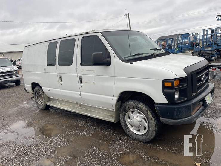 2008-ford-e150-image-3