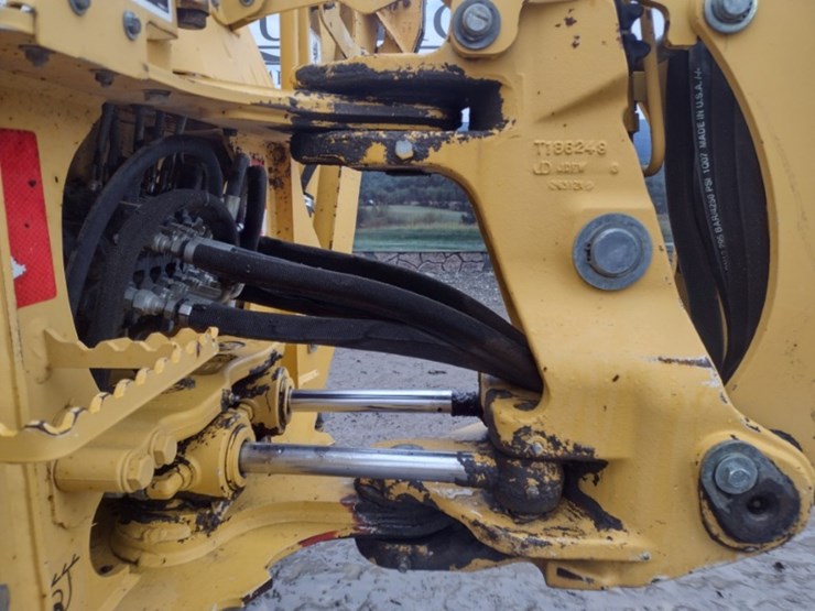 john-deere-110-image-18