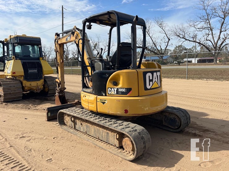 caterpillar-305e2-cr-image-2