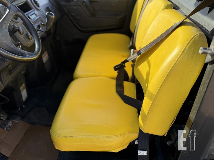 john-deere-gator-xuv-835m-image-19