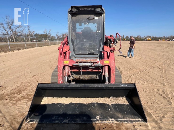 2019-takeuchi-tl12v2-image-7