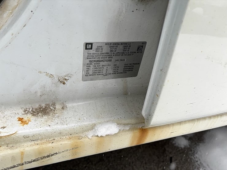 2016-chevrolet-2500hd-image-10