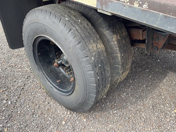 chevrolet-c65-image-5