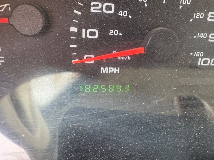 2004-ford-f350-xl-image-24