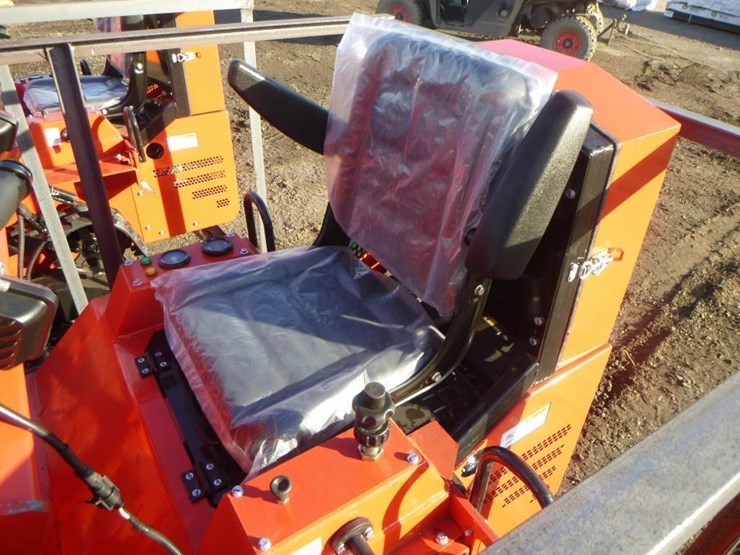 2025-agt-sda-140t-skid-steer-track-loader-image-12