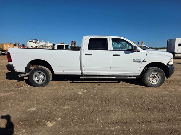 2014-dodge-ram-2500-image-7