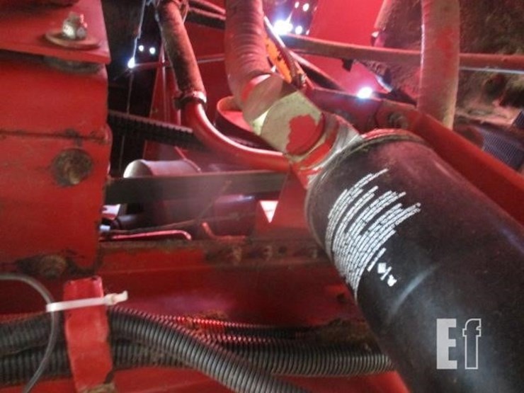 case-ih-1688-image-22