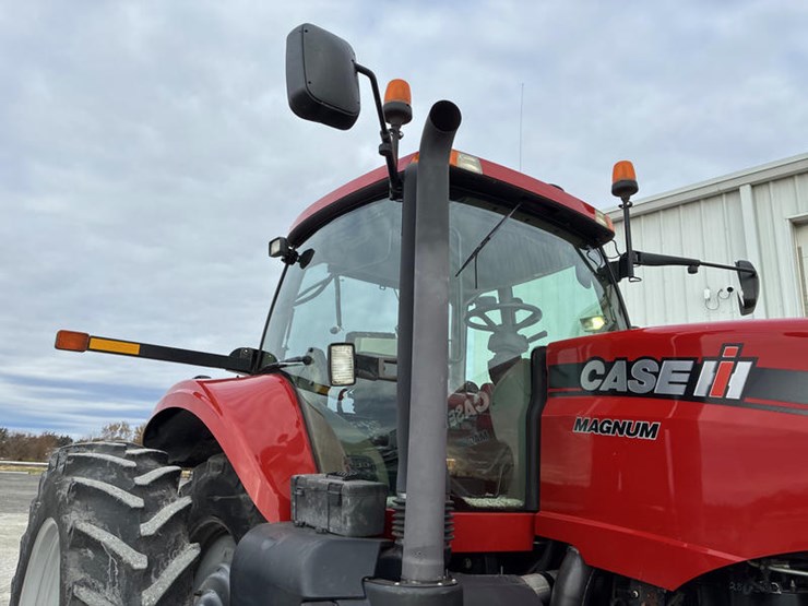 case-ih-magnum-315-image-16