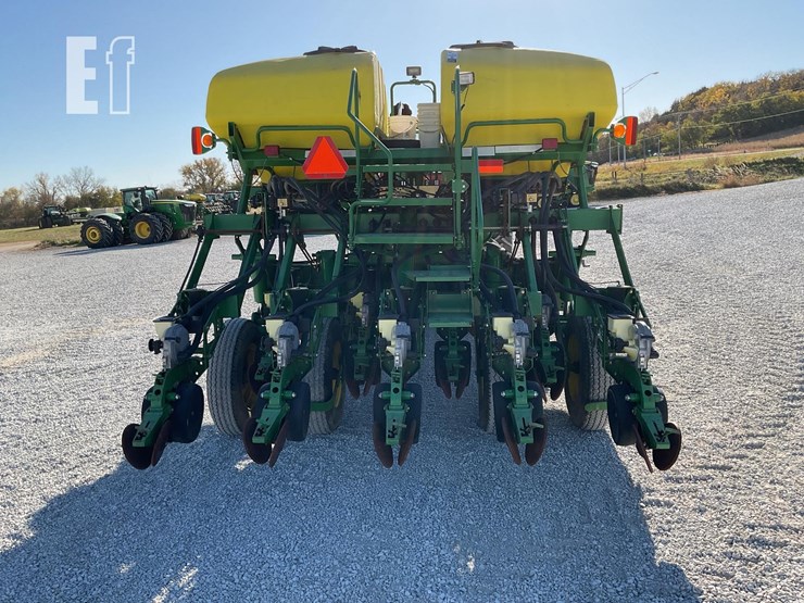 john-deere-1790-image-3