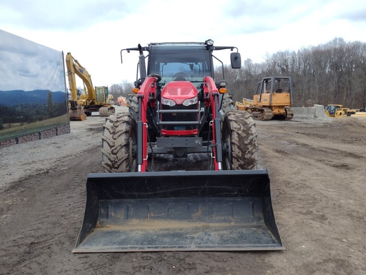 massey-ferguson-6713-image-2