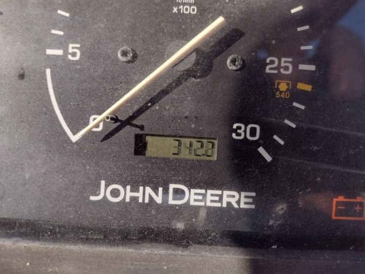 john-deere-110-image-6