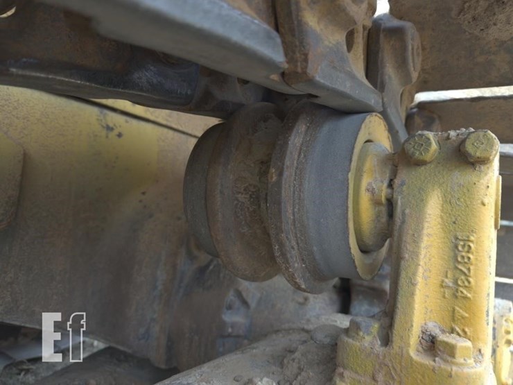 caterpillar-d6d-image-14