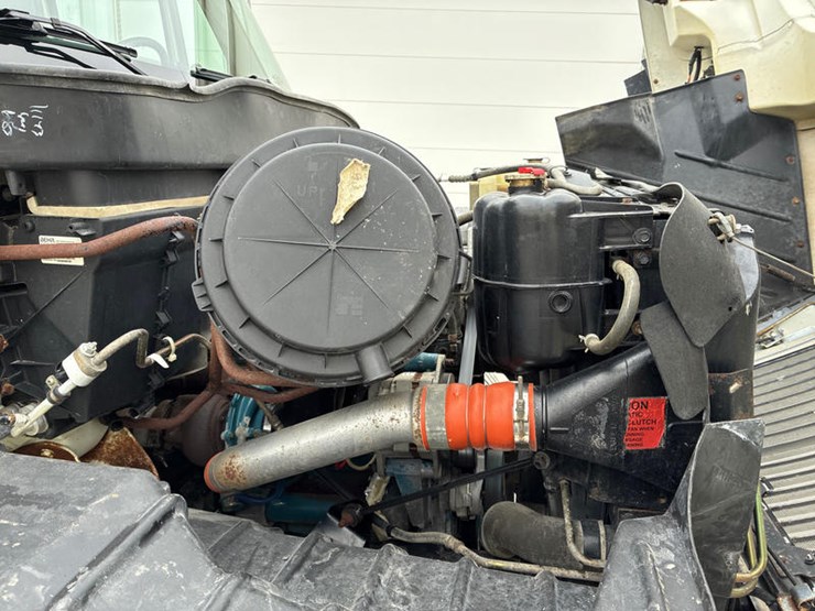 case-ih-7400-image-73