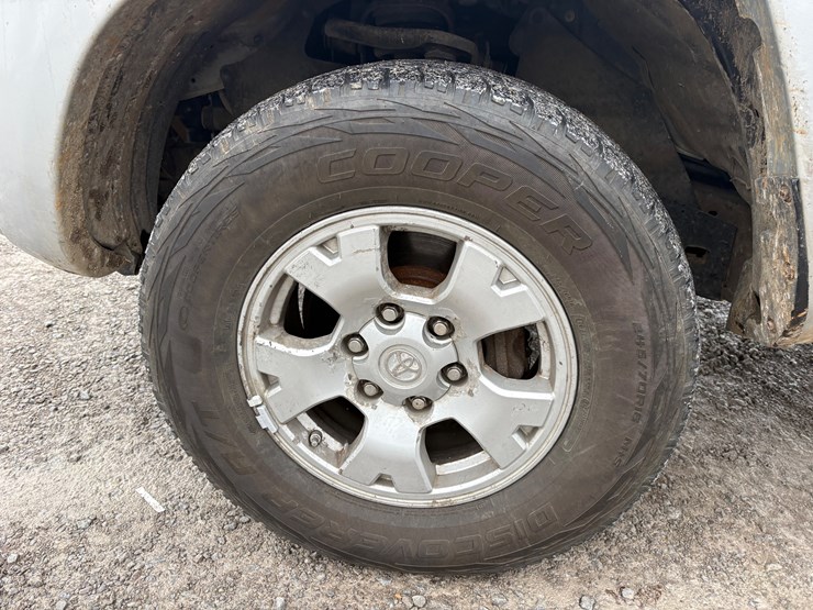 toyota-tacoma-image-7