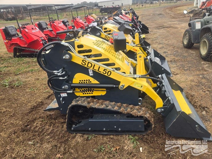 sdlanch-sdll50-mini-skid-steer-loader-image-10
