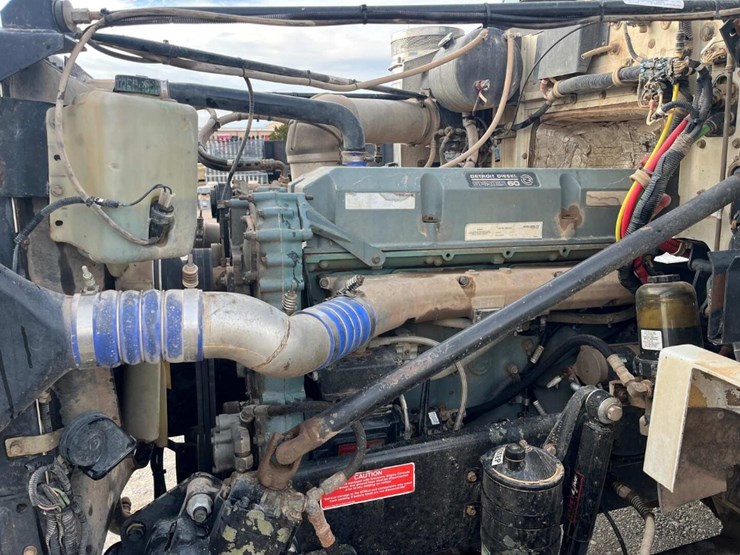 2016-western-star-4900-image-9