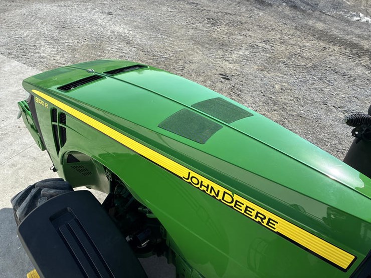 john-deere-8320r-image-69